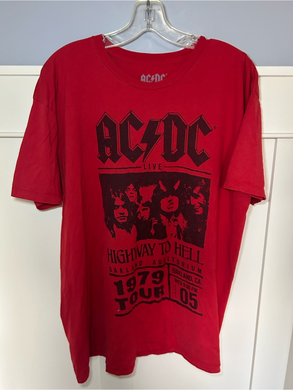 2015 AC/DC highway to hell 1979 tour Oakland, CA t-shirt